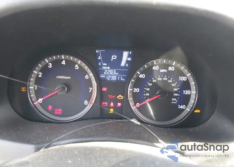 2014 Hyundai Accent Se z USA, uszkodzony, nr VIN KMHCU5AE3EU148146